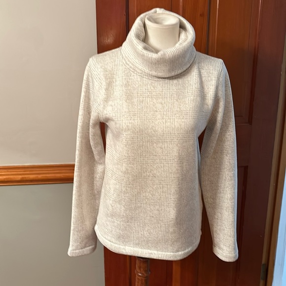 J. Crew Mercantile Sweater - Picture 1 of 6